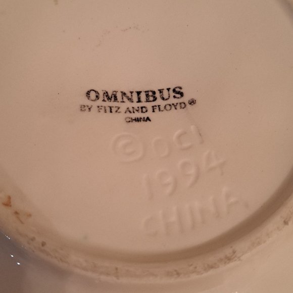 1994 OMNIBUS BY FITZ AND FLOYD GIRL RABBIT ROUND EASTER PORCELAIN PLATE TRAY - Picture 5 of 5